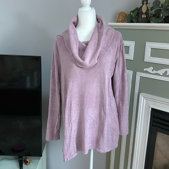 Barefoot Dreams Sweaters - Barefoot Dreams cowl neck sweater